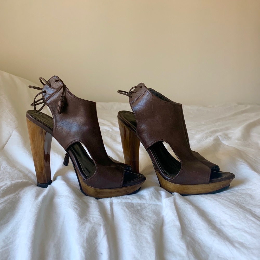 Armand Basi heels